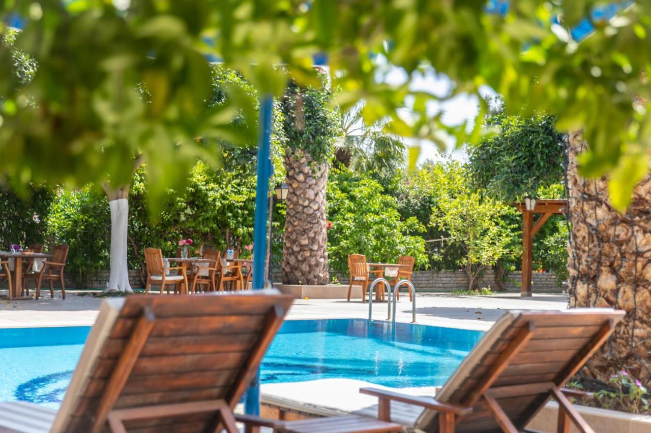 Ipek Garden Palace Residence Яличифтлік Екстер'єр фото